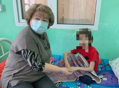 Двух забрали, один остался: омбудсмен рассказала о судьбе найденных на Ставрополье детей-«скелетиков» 