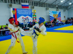 Ставропольские рукопашники на своем ковре негостеприимно обошлись с соседями по СКФО 