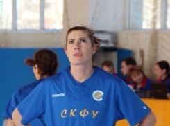 «Фурии» открыли домашний сезон победой