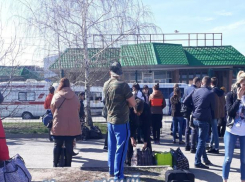 Пакет на автостанции №2 стал причиной вызова МЧС и пожарных с полицейскими и эвакуации населения