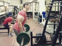 «Синтоловый малыш» Кирилл Терёшин решил подкачаться в спортзале Пятигорска 