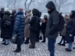 Толпы людей на остановках в Ставрополе заинтересовали прокуратуру