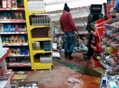 В супермаркете рухнули полки с алкоголем в Ставрополе