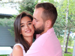 «Все закончится тем, что он ее побьет»: известная ведущая предрекла Бородиной и ее ставропольскому жениху скорый развод