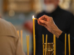 Не посещать кладбища и не клеить на яйца наклейки: неожиданные каноны на Пасху 