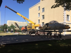 Чехословацкий военный самолет решили установить в Ставрополе