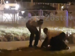 Жесткое задержание мотоциклиста попало на видео на Ставрополье