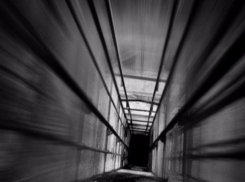 Три человека оказались в тяжёлом состоянии после падения лифта в ТЦ Ставрополя