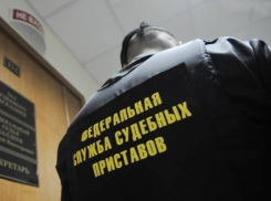 На Ставрополье судебные приставы вернули ребенка матери