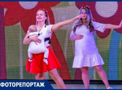 В Ставрополе на праздничном концерте поздравили лучших мам на свете