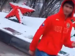 Танцевавшего лезгинку на «Вечном огне» ставропольца ждут 80 часов исправительных работ