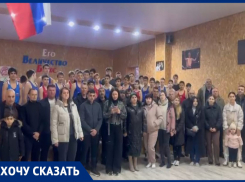 «Возомнили себя королями»: юных боксеров в ставропольском селе вышвырнули на улицу