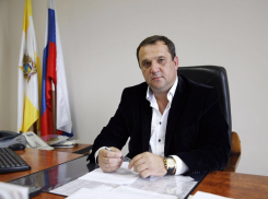 Депутат думы Ставрополья Валерий Черницов оказался в стоп-листе банковских заемщиков 