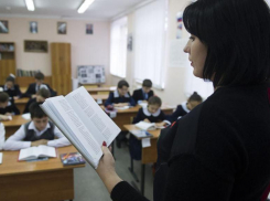 Досрочно или до конца: в какие сроки в республиках СКФО завершается учебный год
