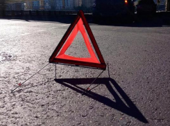 Две отечественные легковушки столкнулись на трассе Ставрополья