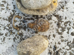 В Невинномысске обнаружили похожий на гранату времен ВОВ предмет 