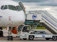 Шасси загорелось у военно-транспортного самолета в аэропорту Минеральных Вод 