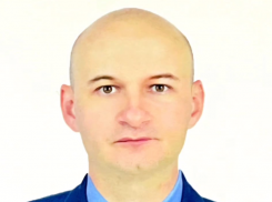 На Ставрополье представили нового прокурора Левокумского округа Владислава Погадаева