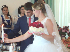 Свадьба со старинными русскими обрядами прошла на Ставрополье