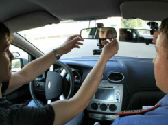 Два инспектора ГИБДД на Ставрополье подозреваются во взятке на экзамене по вождению