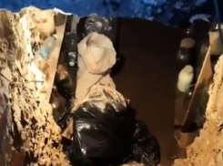 «Старые дома могут рухнуть, вода подмывает фундамент», - жители Ставрополя бьют тревогу после прорыва трубы 