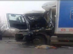 Мощное столкновение длинномеров произошло в Минеральных Водах