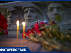 В честь Дня памяти и скорби к мемориалу «Огонь Вечной славы» возложили цветы