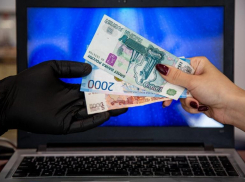 На Ставрополье бывший директор получала деньги с четырех фиктивных договоров за услуги дворника