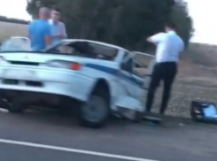Машину ДПС разорвало попалам по дороге к месту массовой аварии с погибшими на трассе Кропоткин - Ставрополь