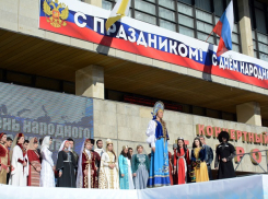 «С чего начинается Родина» рассказали на 15 национальных языках в Ставрополе 