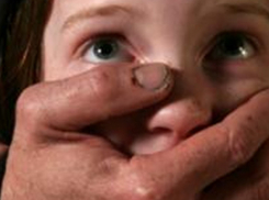 Мужчина на Ставрополье изнасиловал 13-летнюю дочь хозяйки квартиры