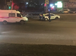 Автомобили «скорой» и ДПС попали в курьезное ДТП в  Ставрополе