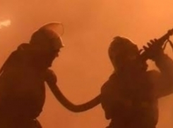 При пожаре в частном доме в Ставрополе пострадал несовершеннолетний