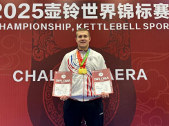 И золото, и рекорд: ставропольский силач блеснул удалью и мощью в Китае