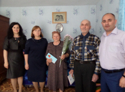 Бриллиантовые свадьбы отметили две ставропольские пары