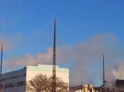 «Город просто задыхается»: жители Лермонтова пожаловались на выбросы металлургического завода 