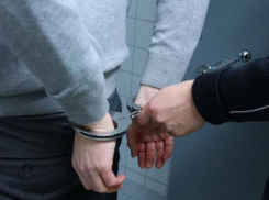 На Ставрополье экс-начальник следственного отдела полиции за взятку в миллион получил штраф