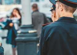 Иностранец пытался подкупить полицейского в аэропорту Ставрополя