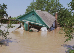 Дожди могут смыть частный дом в одном из сел на Ставрополье