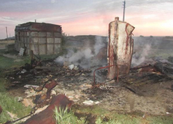 В Ставрополе на стройке около мемориала «Танк Т-34» горел вагончик