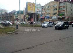 Автомобиль переехал ногу школьницы на пешеходном переходе в Ставрополе