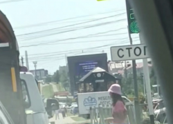 Трогательный поступок водителя по отношению к девочке удивил ставропольцев