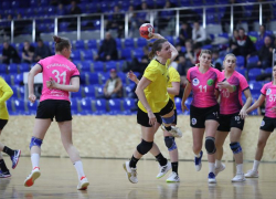 Встречи отложены до весны: гандболистки «Ставрополья» перенесенные матчи проведут в апреле 