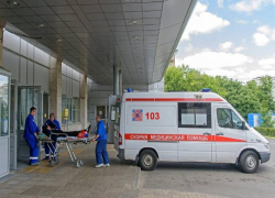 Жительница Ставрополя сломала нос в пассажирском автобусе