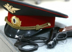 Полицейского из Георгиевска подозревают в сбыте наркотических средств