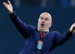 Черчесов вызвал в сборную двоих воспитанников ставропольского футбола