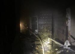 Из-за пожара в частном доме на Ставрополье 6 человек попали в больницу с ожогами