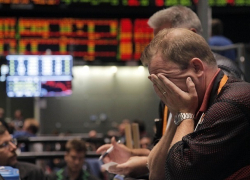 «Доллар скаканул»: стоит ли затягивать пояса и ждать роста цен рассказали ставропольские эксперты