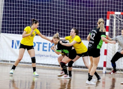 «Кубань» опять сильнее: гандболистки «Ставрополья-СУОР» потерпели второе поражение в Краснодаре 