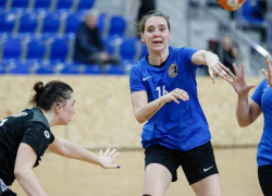 Екатерина — первая: капитан гандбольного «Ставрополья» по-прежнему лидирует в рейтинге бомбардиров